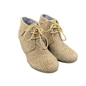 Tom Desert Wedge Bootie Suede Leather Fur Lining Shoes Woman Size 6. W Brown New